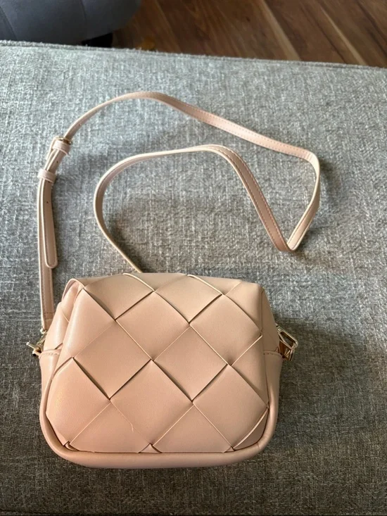 a new day Blush Pink Woven Crossbody Bag - Picture 1 of 9